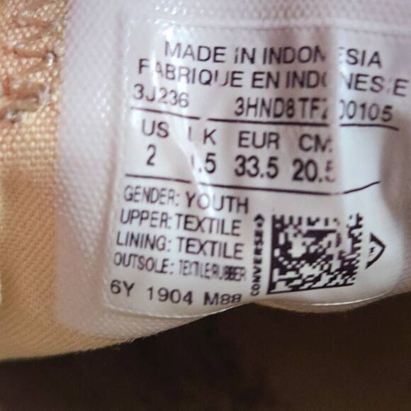 Converse red sneakers 2 - Picture 9 of 9